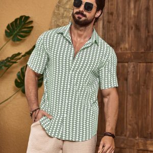 Manfinity KASUA Men’s Summer Geometric Printed Short Sleeve Casual Shirt